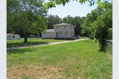 55-1/2 Liberty St, Taunton, MA 02718 - Photo 2