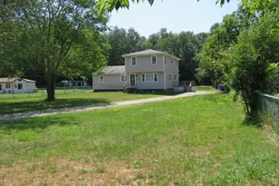 55-1/2 Liberty St, Taunton, MA 02718 - Photo 2
