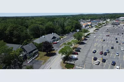 661 South St W, Raynham, MA 02767 - Photo 8
