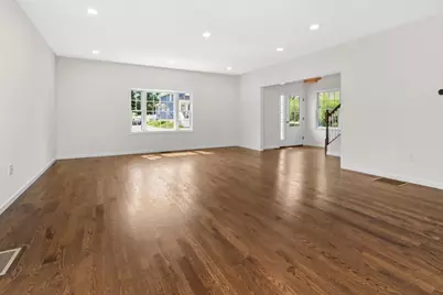 11 Kernwood Ave, Beverly, MA 01915 - Photo 8