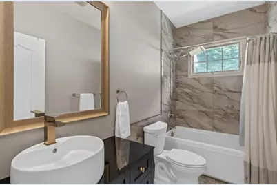 256 Hillcrest Rd, Marshfield, MA 02050 - Photo 16