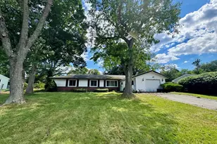 105 Royal Rd, Brockton, MA 02302 - Photo 2