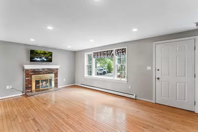 27 Quincy Ave #27, Dedham, MA 02026 - Photo 4