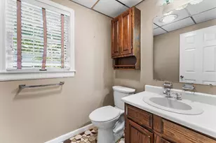 27 Quincy Ave, Dedham, MA 02026 - Photo 12