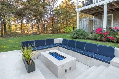 7 Katama Dr, Edgartown, MA 02539 - Photo 4