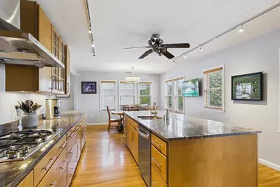 52 Boutwell St #2, Boston, MA 02122 - Photo 22