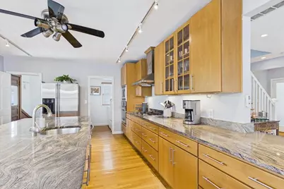 52 Boutwell St #2, Boston, MA 02122 - Photo 18