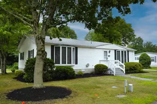 24 Leisurewoods Dr, Rockland, MA 02370 - Photo 1