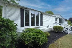 24 Leisurewoods Dr, Rockland, MA 02370 - Photo 2