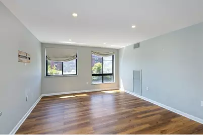 100 Ledgewood Dr #410, Stoneham, MA 02180 - Photo 22