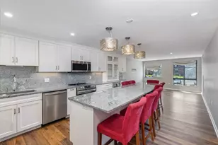 100 Ledgewood Dr, Stoneham, MA 02180 - Photo 1