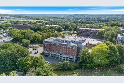100 Ledgewood Dr #410, Stoneham, MA 02180 - Photo 26