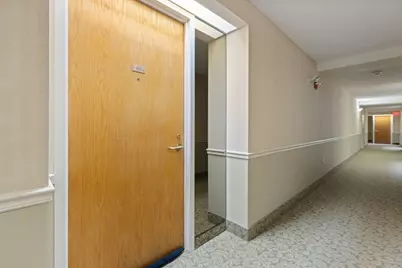 100 Ledgewood Dr #410, Stoneham, MA 02180 - Photo 6