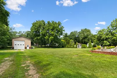 51 Point St, Berkley, MA 02779 - Photo 38