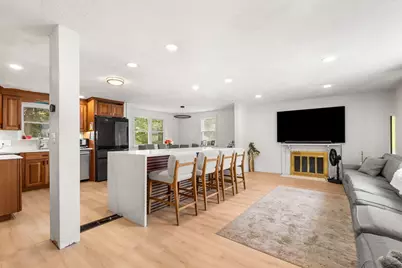 64 Spring View Drive, Lynn, MA 01904 - Photo 2