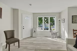 505 Alvord Pl, South Hadley, MA 01075 - Photo 2