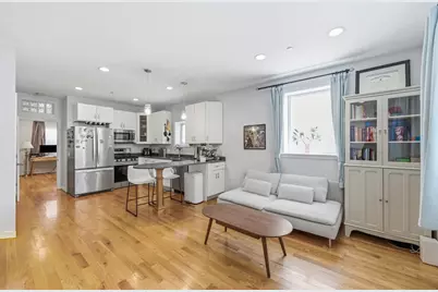 518 Main St #2, Medford, MA 02155 - Photo 4