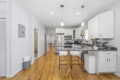 518 Main St #2, Medford, MA 02155 - Photo 2