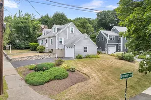 34 Langdon St, Newton, MA 02458 - Photo 36