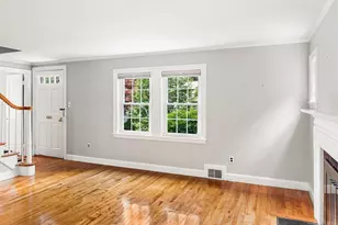 34 Langdon St, Newton, MA 02458 - Photo 28
