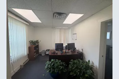 380 Pleasant St, Brockton, MA 02301 - Photo 12