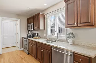 39 Russell Farm Dr, Methuen, MA 01844 - Photo 6
