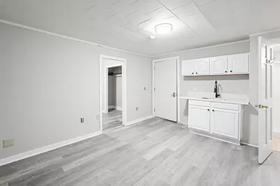 168 Lunenburg St, Fitchburg, MA 01420 - Photo 8