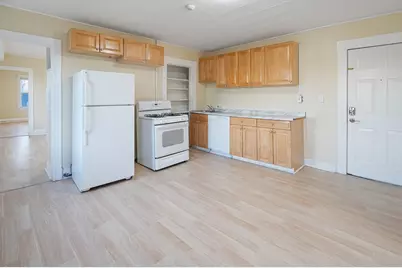 168 Lunenburg St, Fitchburg, MA 01420 - Photo 2