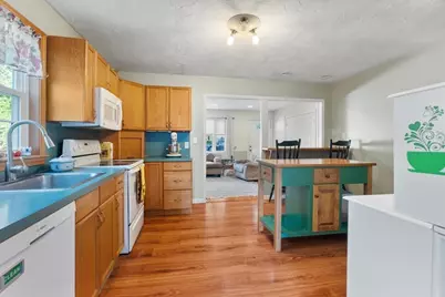 18 Evergreen Rd, Plainville, MA 02762 - Photo 10
