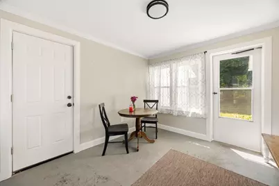 140 Everett St, Easthampton, MA 01027 - Photo 4