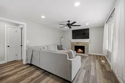140 Everett St, Easthampton, MA 01027 - Photo 8