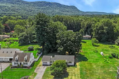 140 Everett St, Easthampton, MA 01027 - Photo 30