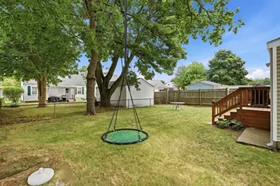 2 Cashman Rd, Peabody, MA 01960 - Photo 30
