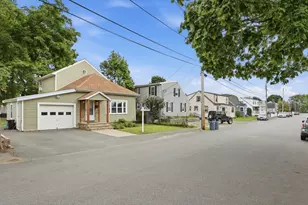 2 Cashman Rd, Peabody, MA 01960 - Photo 2