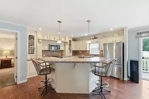 11 Carol Cir, Westfield, MA 01085 - Photo 8