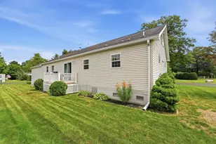 11 Carol Cir, Westfield, MA 01085 - Photo 28
