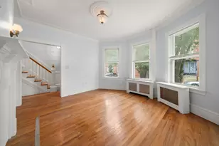 106 H St, Boston, MA 02127 - Photo 8