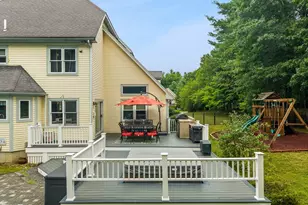 105 Lounsbury Dr, Raynham, MA 02767 - Photo 38
