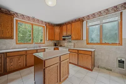 245 Monson Rd, Wilbraham, MA 01095 - Photo 4