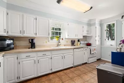 22 Union Rd, Norton, MA 02766 - Photo 4