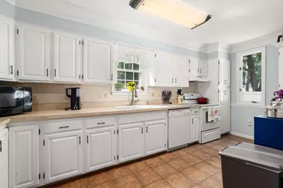 22 Union Rd, Norton, MA 02766 - Photo 4