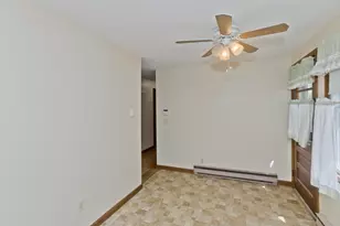 57 Price St, Springfield, MA 01104 - Photo 16