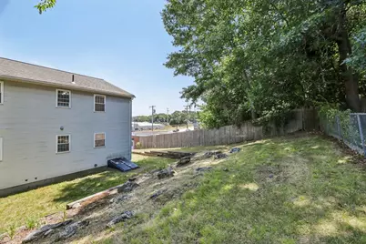 24A Boylston Street, Worcester, MA 01605 - Photo 28