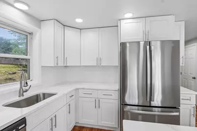 24A Boylston Street, Worcester, MA 01605 - Photo 12
