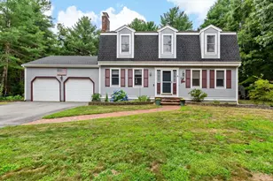 8 Peter Cooper Dr, Wareham, MA 02571 - Photo 2
