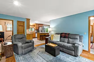 8 Peter Cooper Dr, Wareham, MA 02571 - Photo 16