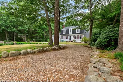 8 Peter Cooper Drive, Wareham, MA 02571 - Photo 4