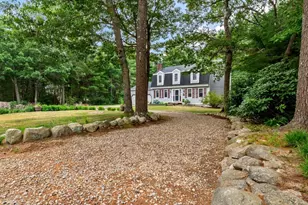 8 Peter Cooper Dr, Wareham, MA 02571 - Photo 4