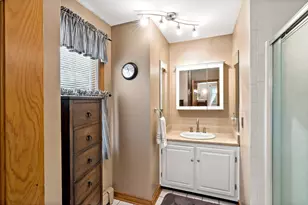 8 Peter Cooper Dr, Wareham, MA 02571 - Photo 26