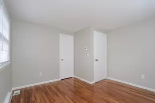 83 Newhall St, Springfield, MA 01109 - Photo 8